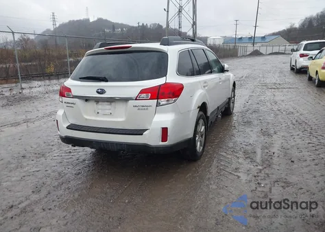2011 Subaru Outback 2.5I Premium из США, поврежденный, VIN 4S4BRBGCXB3322541